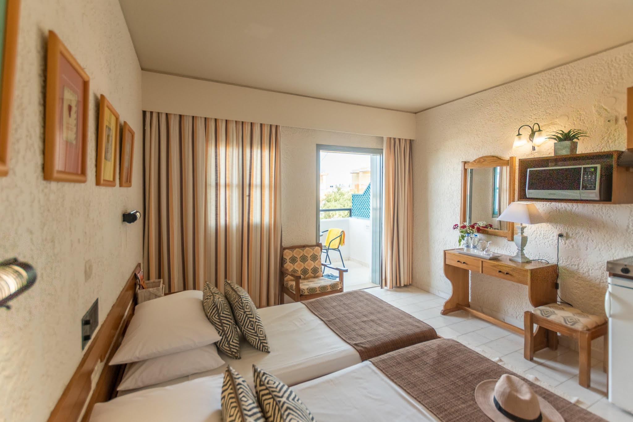 Dedalos Hotel Malia Dış mekan fotoğraf
